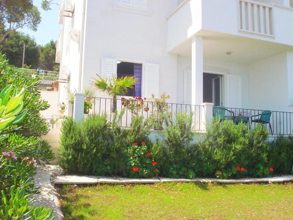 Sea Star Apartment Сутиван Екстериор снимка