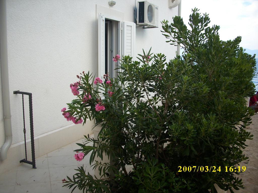 Sea Star Apartment Сутиван Екстериор снимка