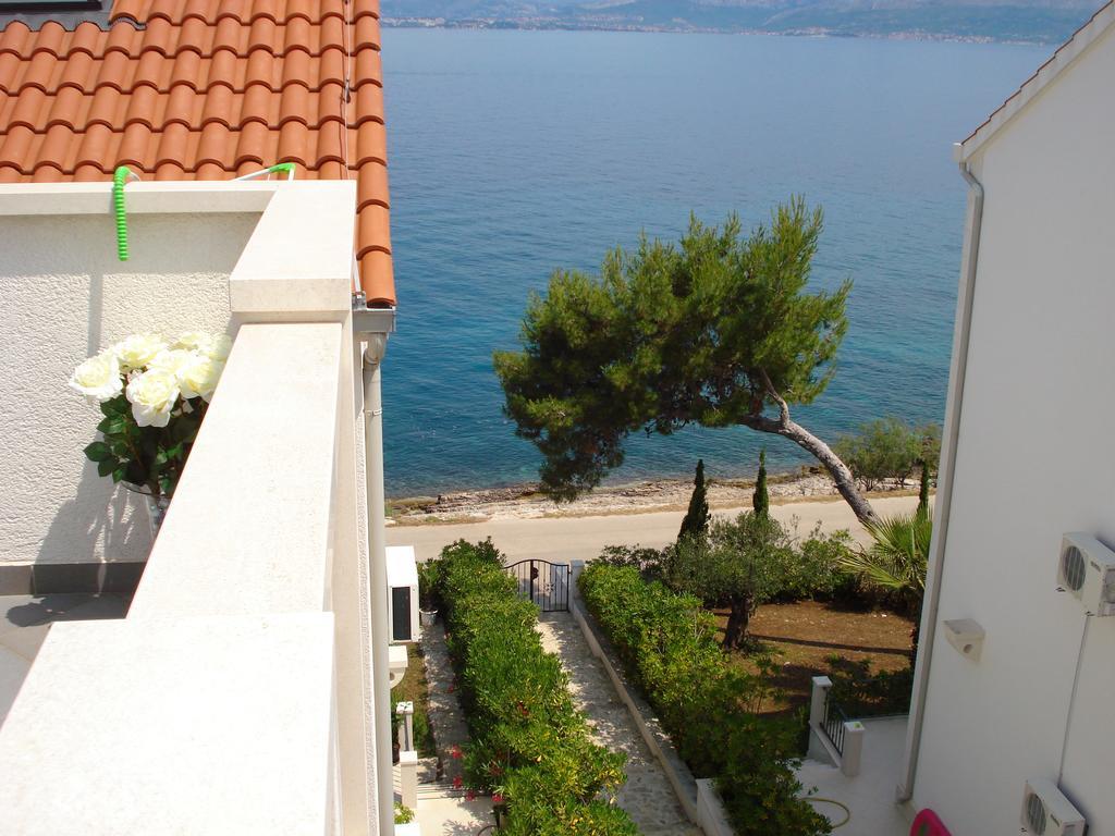Sea Star Apartment Сутиван Стая снимка